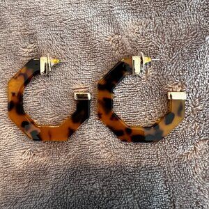 Tortoise Shell Hoop Earrings